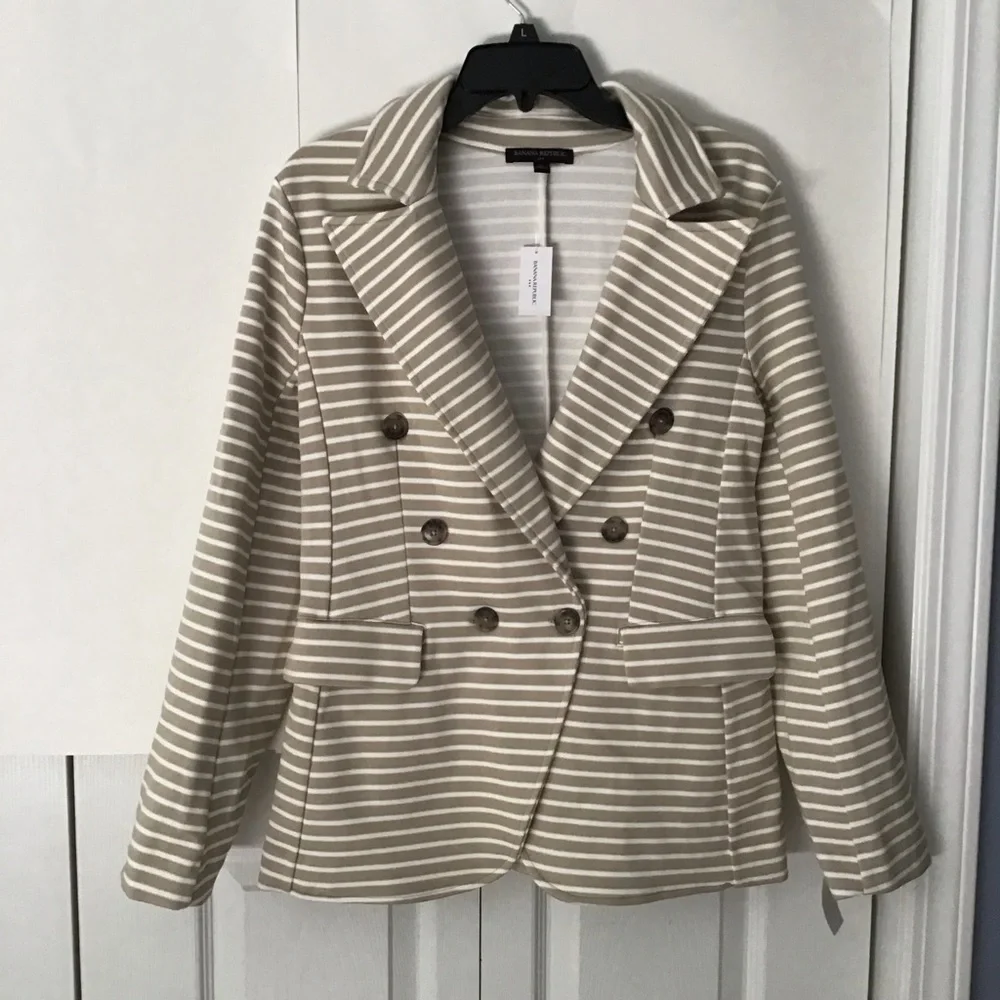 NWT Women’s Banana Republic Pique Knit double Breasted Blazer Jacket M - Picture 5 of 9